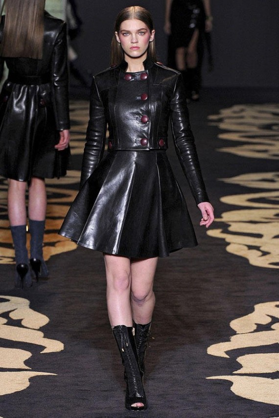 Versace 2011 – 2012 sonbahar kış koleksiyonu