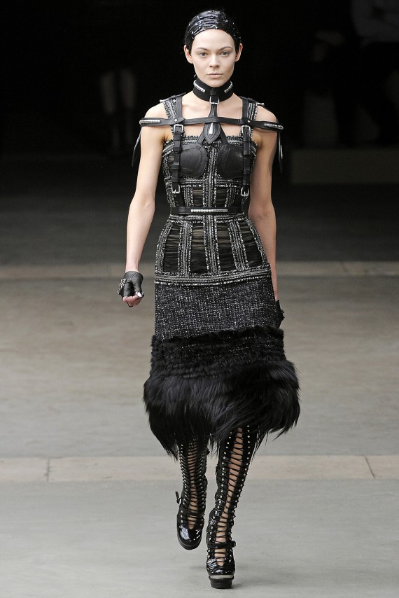 Alexander McQueen 2011 – 2012 sonbahar & kış koleksiyonu