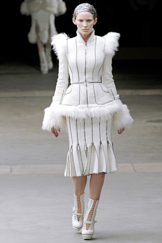 Alexander McQueen 2011 – 2012 sonbahar & kış koleksiyonu