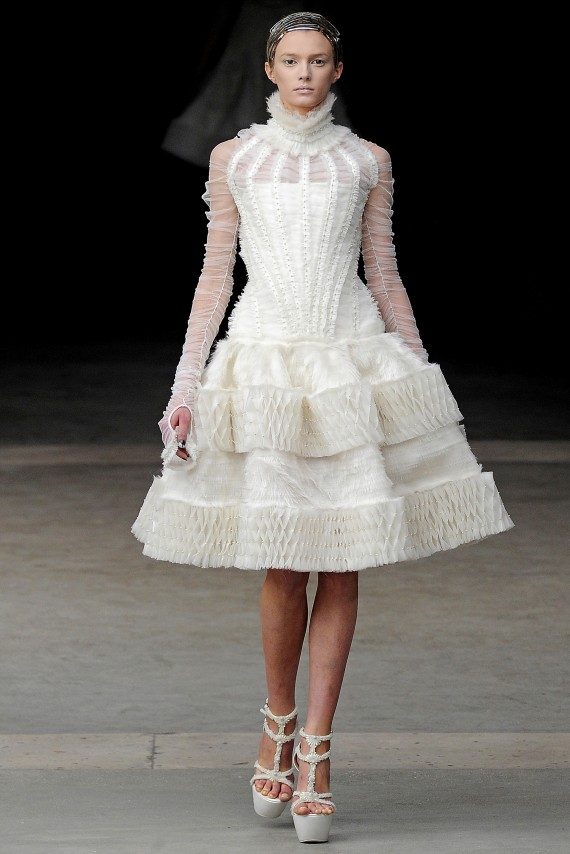 Alexander McQueen 2011 – 2012 sonbahar & kış koleksiyonu