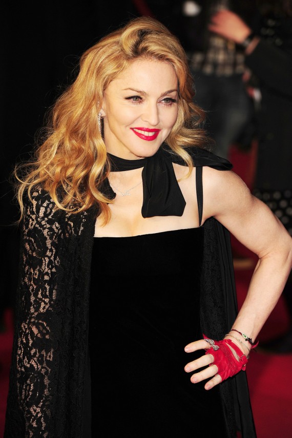 Madonna, sen hepimizi gömersin!
