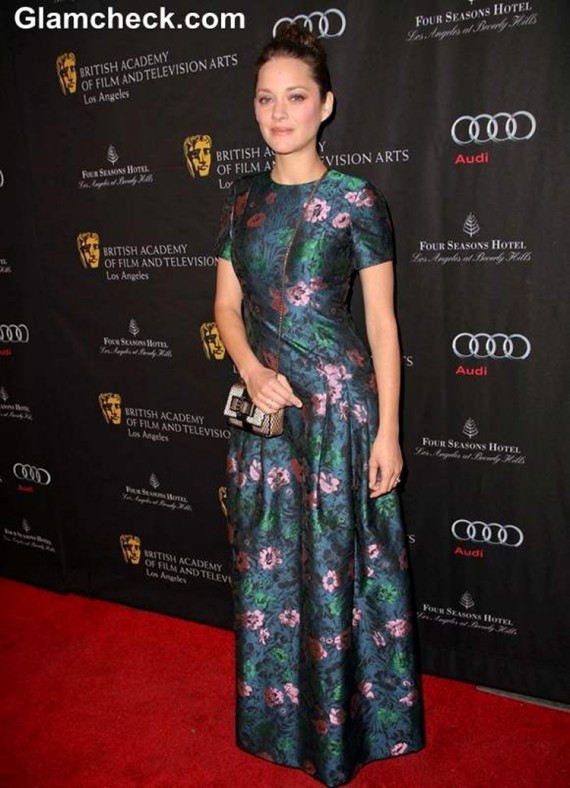 2013 BAFTA Ödülleri gecesi kostümleri